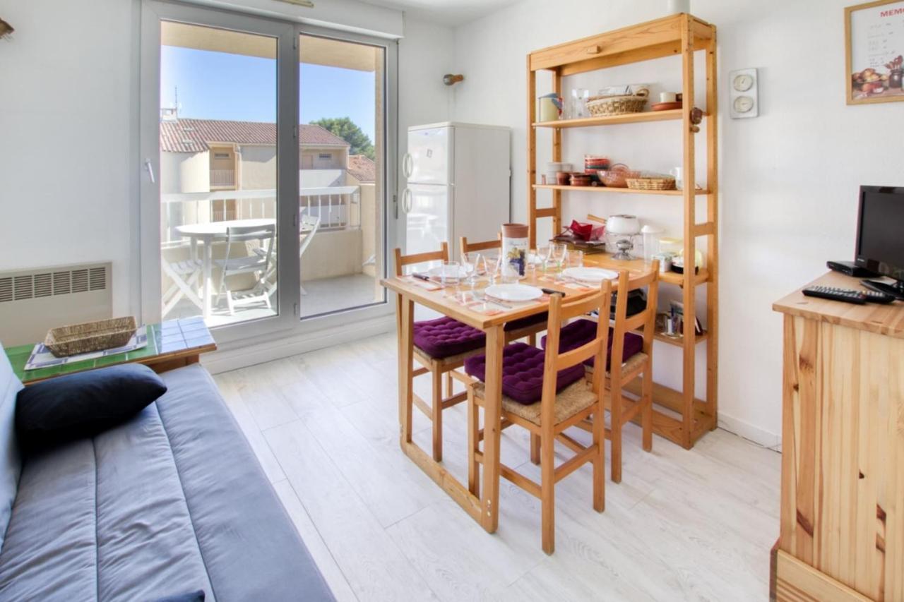 Charming Apartment In Residence With Swimming Pool サナリー・シュル・メール エクステリア 写真