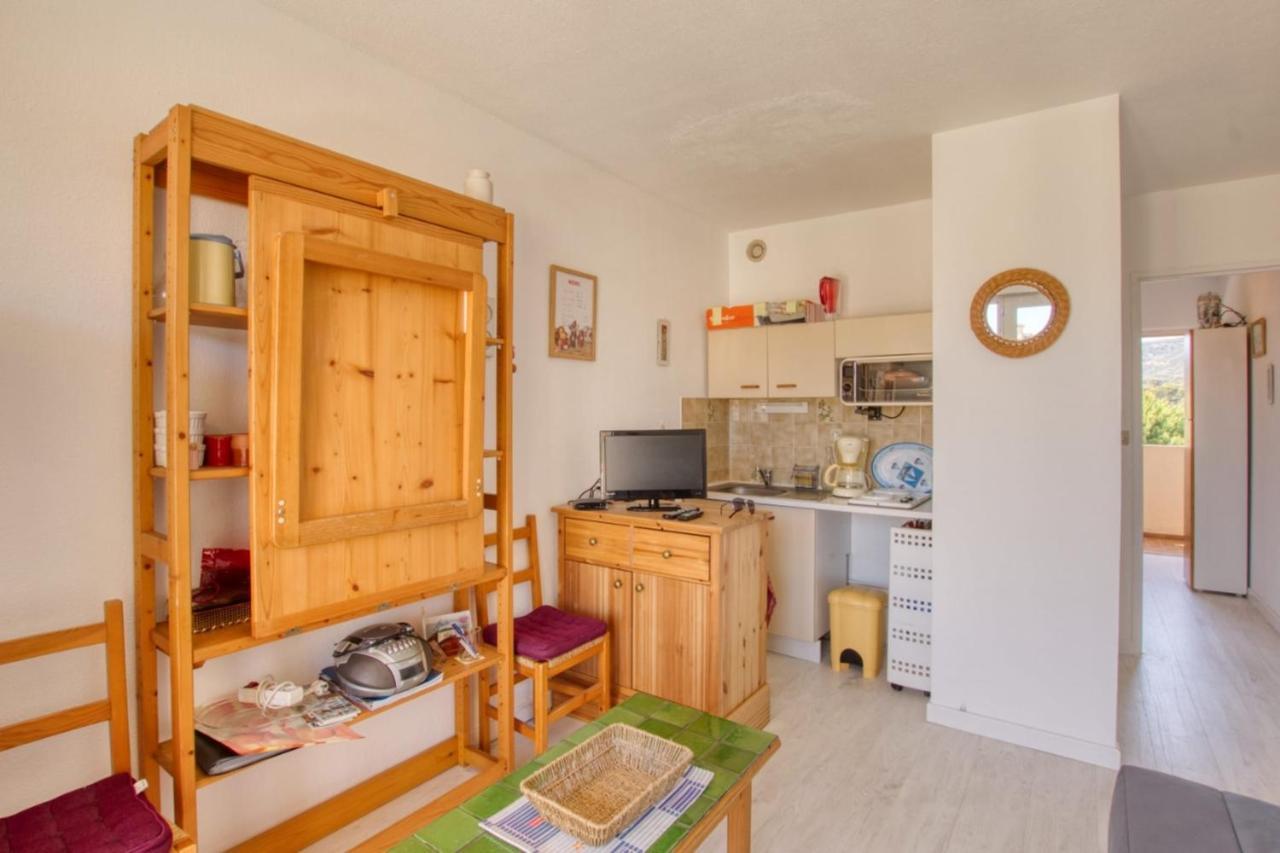 Charming Apartment In Residence With Swimming Pool サナリー・シュル・メール エクステリア 写真